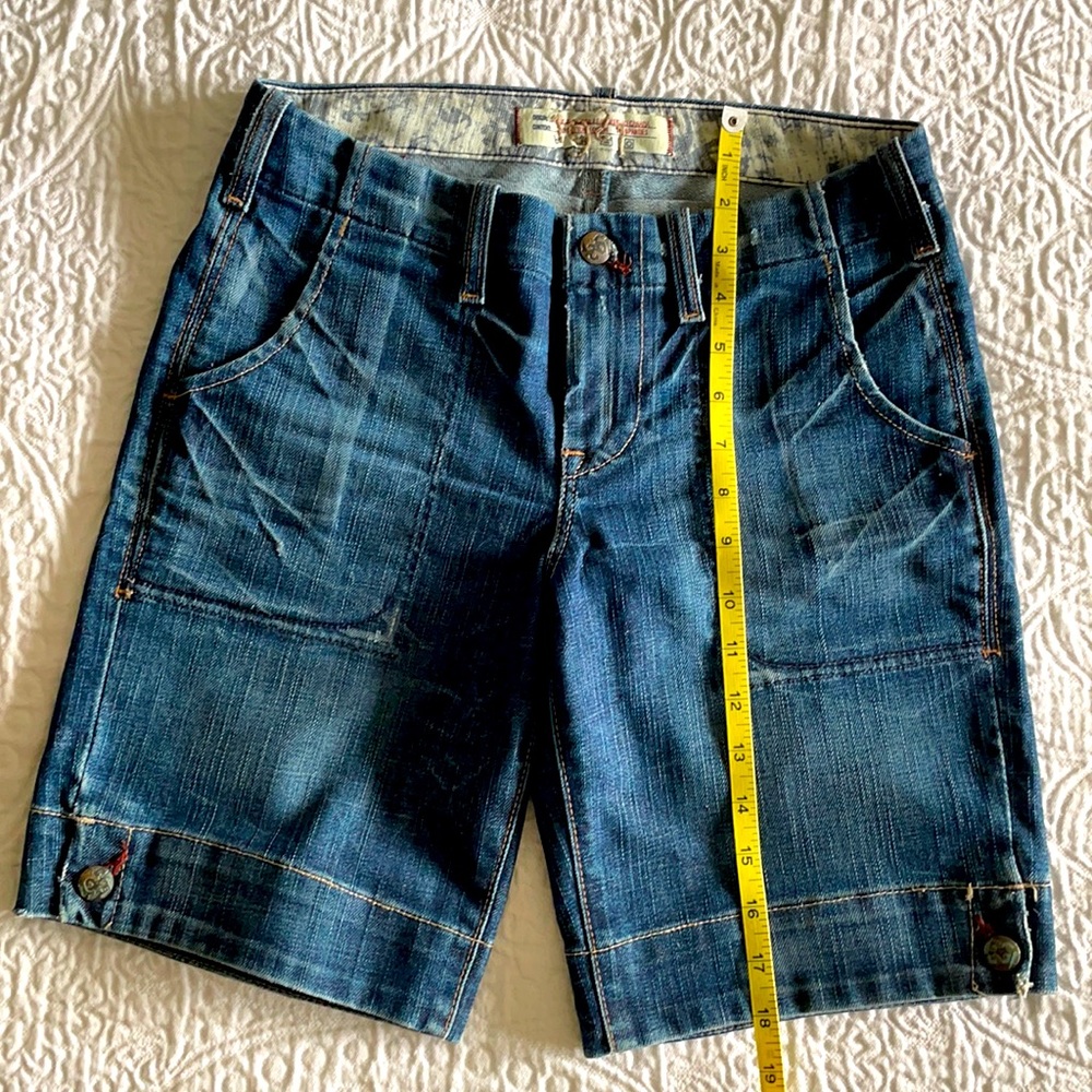 1921 shorts, Size 26, Medium Wash